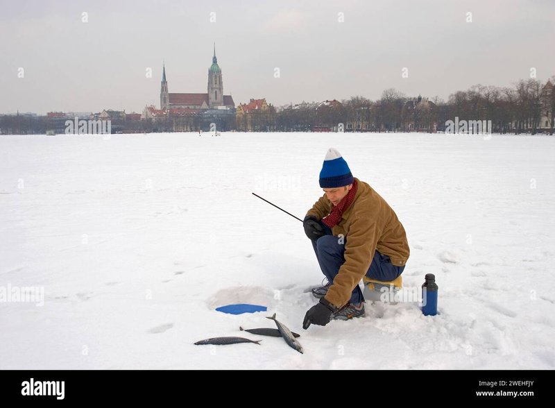 Germany - ice fishing live
